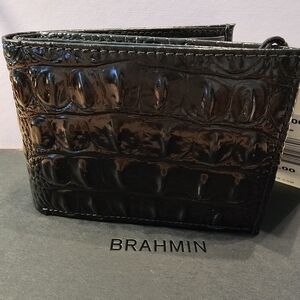 NWT Brahmin Bifold wallet in Black Melbourne
